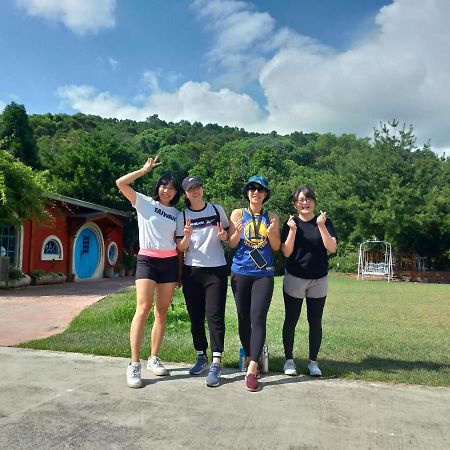 Find Alice Homestays Tongxiao Ngoại thất bức ảnh